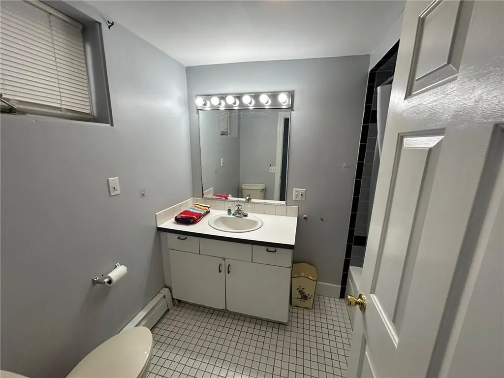 182 Adelaide Avenue Providence RI 02907