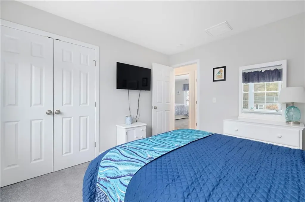 23 Clara Avenue Warwick RI 02889