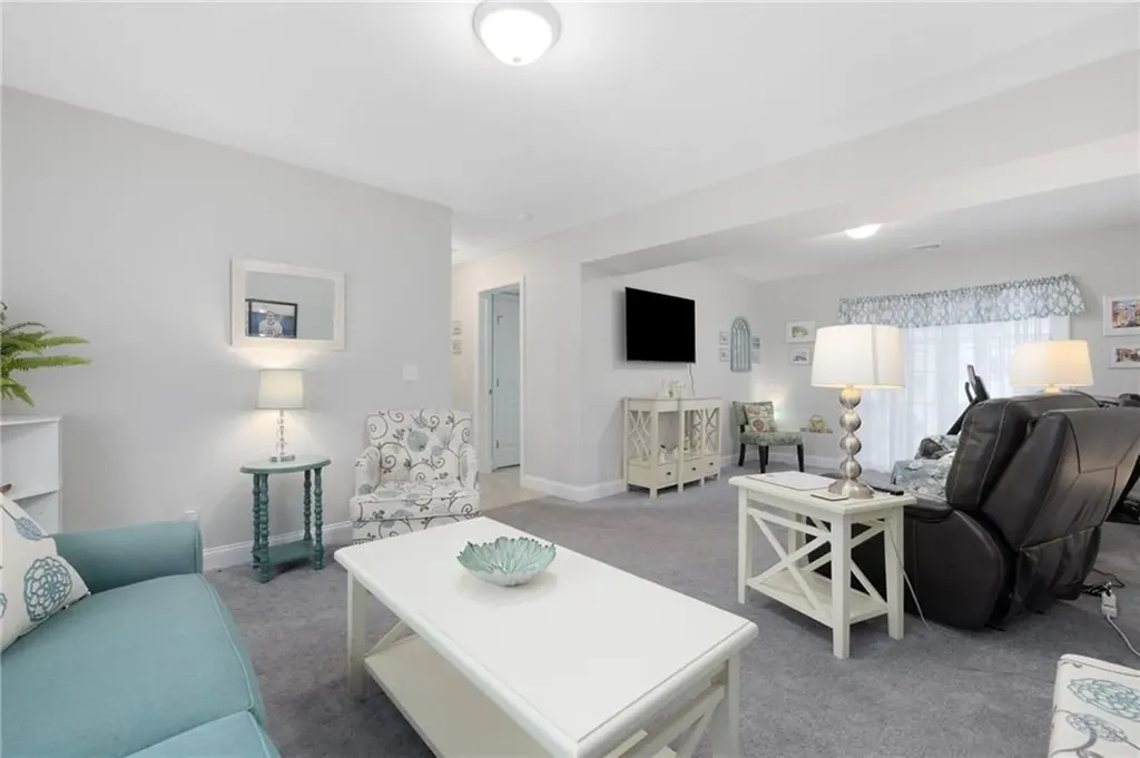 23 Clara Avenue Warwick RI 02889