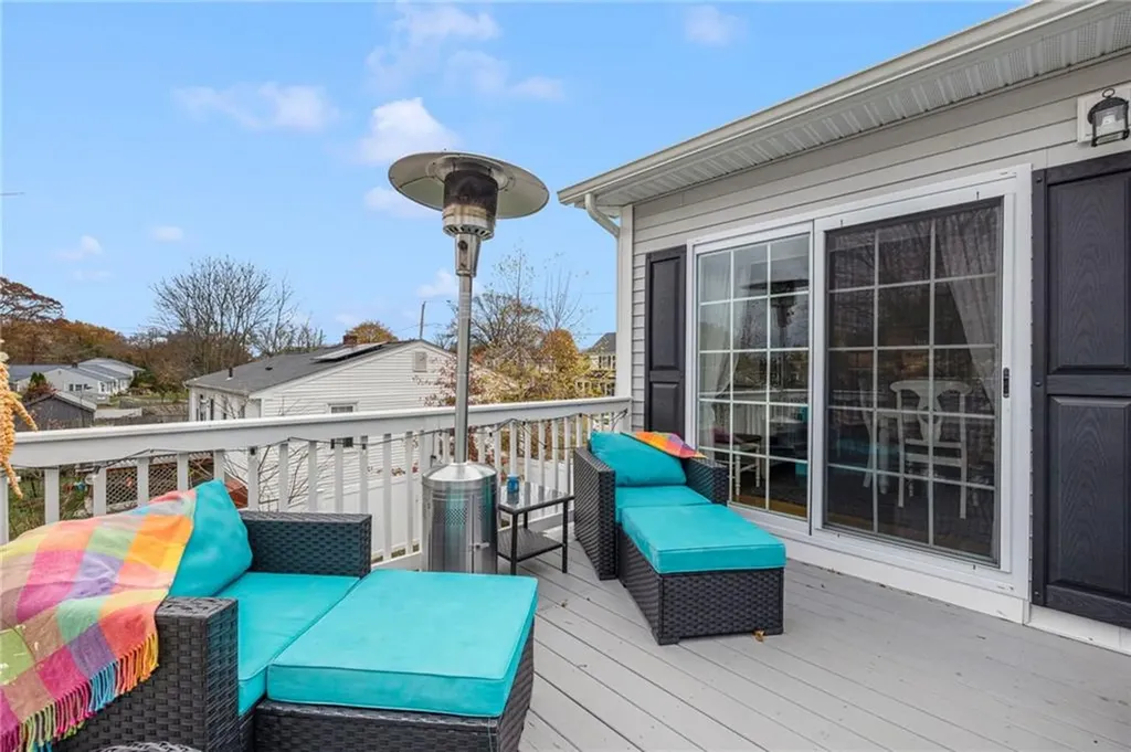 23 Clara Avenue Warwick RI 02889