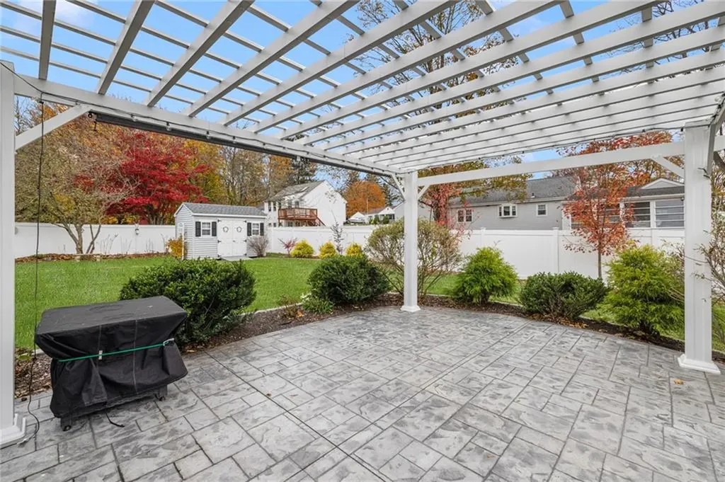 23 Clara Avenue Warwick RI 02889