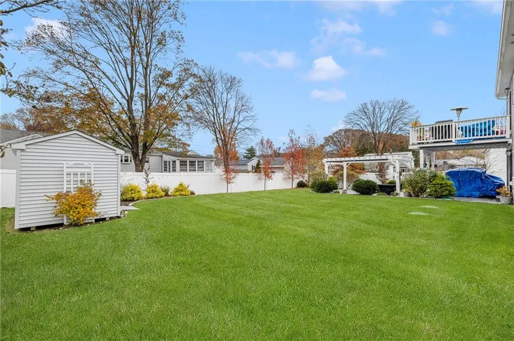 23 Clara Avenue Warwick RI 02889