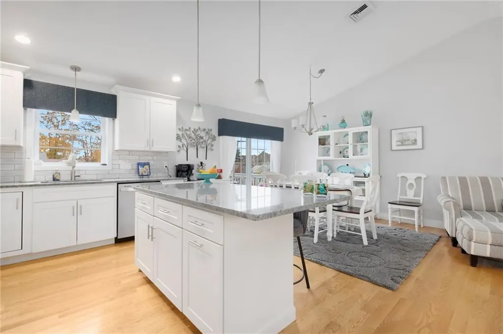 23 Clara Avenue Warwick RI 02889