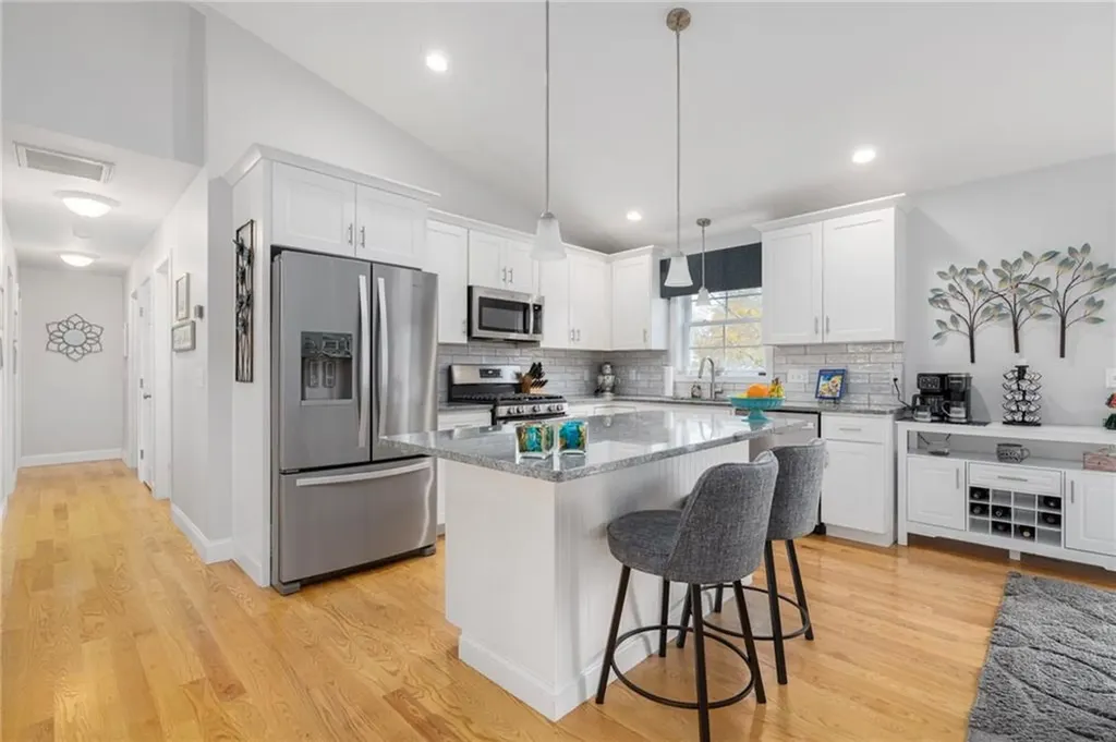 23 Clara Avenue Warwick RI 02889