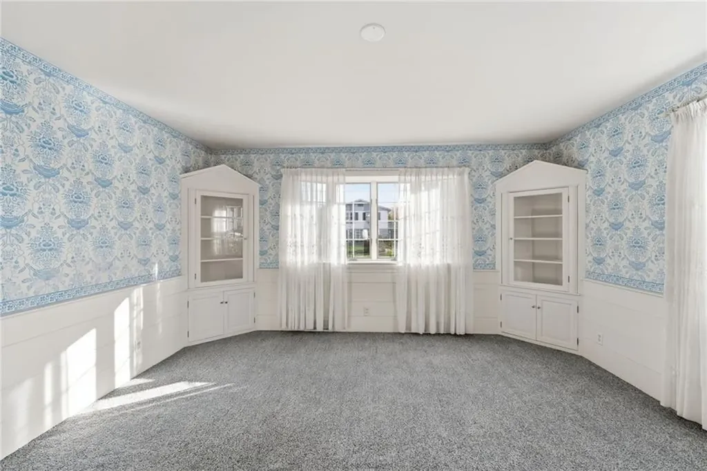 189 Summit Drive Cranston RI 02920