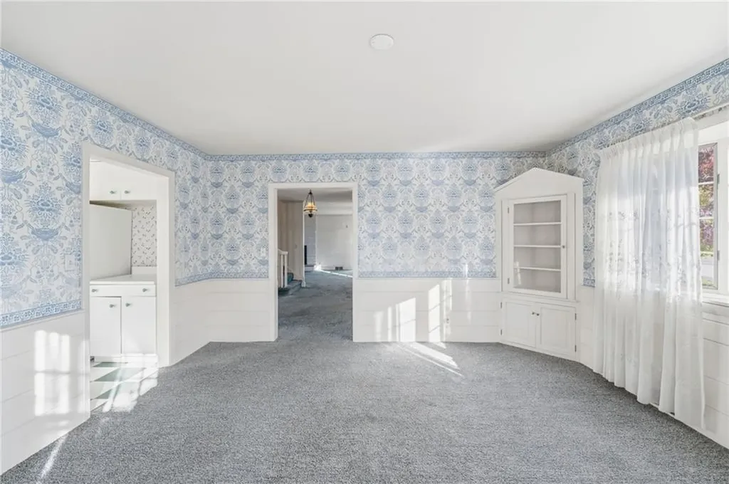 189 Summit Drive Cranston RI 02920