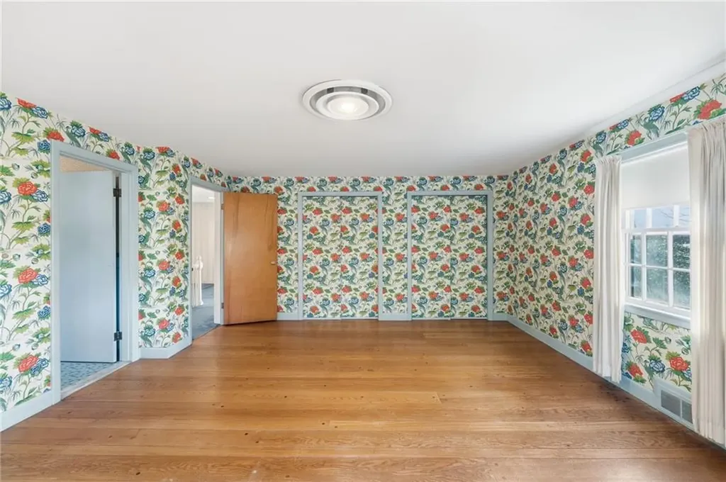 189 Summit Drive Cranston RI 02920