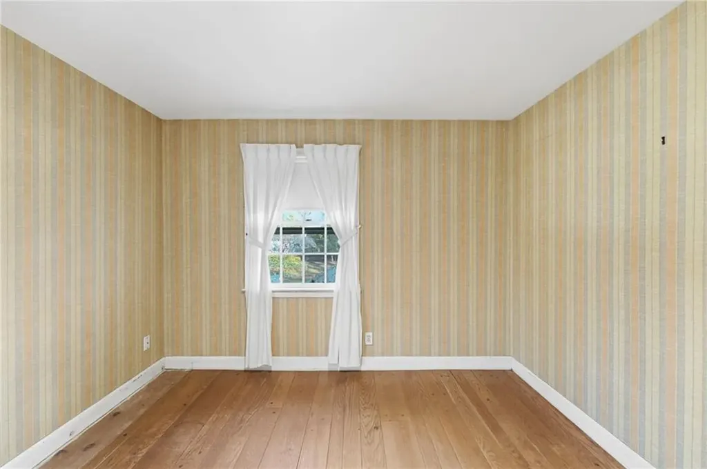 189 Summit Drive Cranston RI 02920