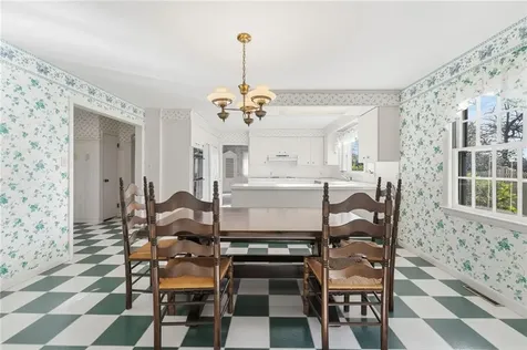 189 Summit Drive Cranston RI 02920