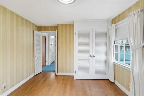 189 Summit Drive Cranston RI 02920