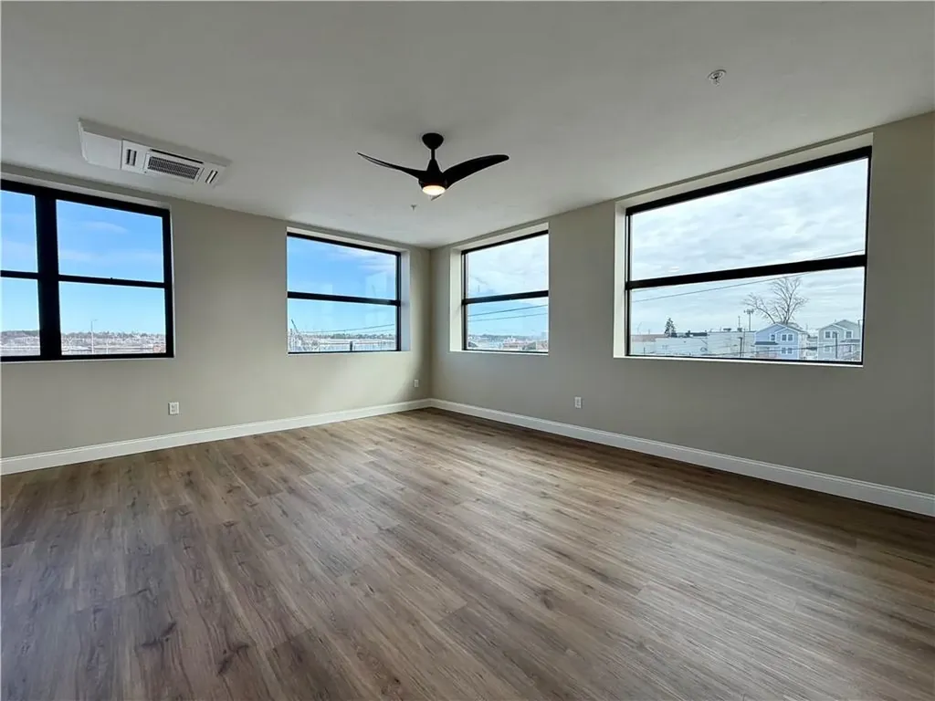 754 Eddy Street Providence RI 02903