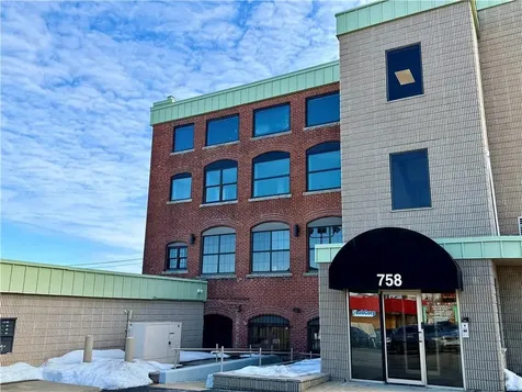 754 Eddy Street Providence RI 02903