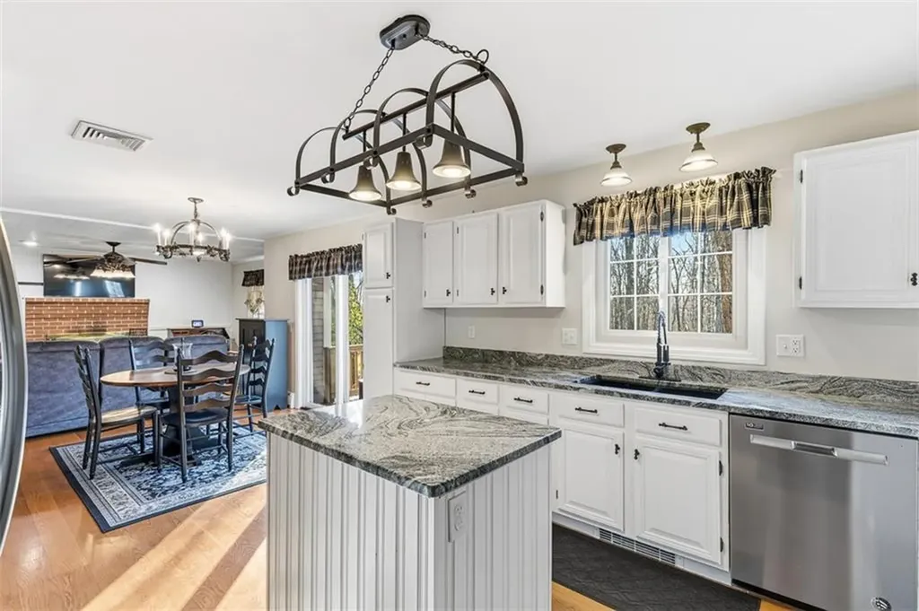 11 Southbury Road Cumberland RI 02864