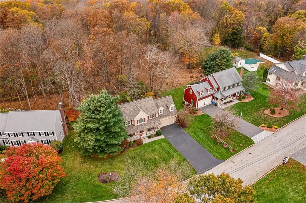 11 Southbury Road Cumberland RI 02864