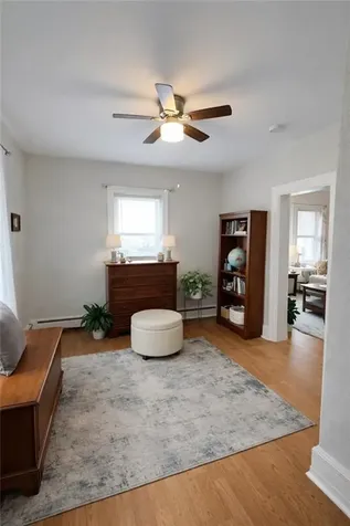 20 22 Tenth Street Providence RI 02906