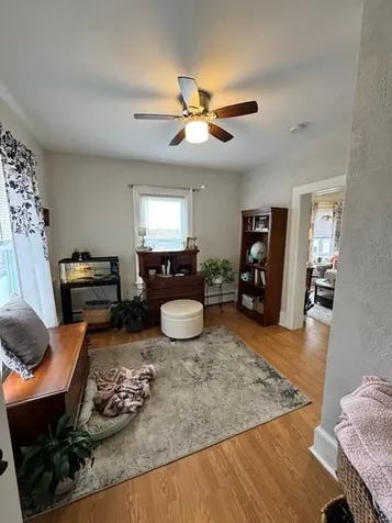 20 22 Tenth Street Providence RI 02906