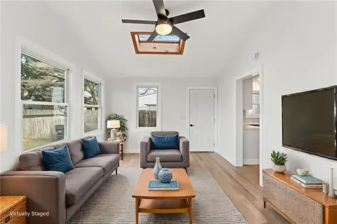 228 London Avenue Pawtucket RI 02861