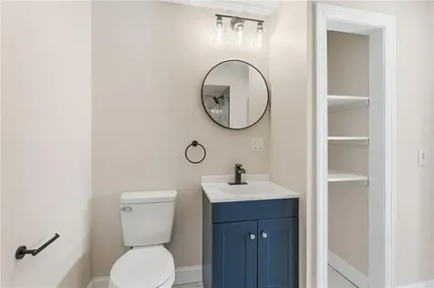 228 London Avenue Pawtucket RI 02861