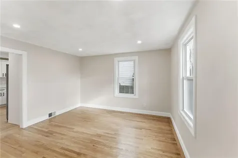 228 London Avenue Pawtucket RI 02861