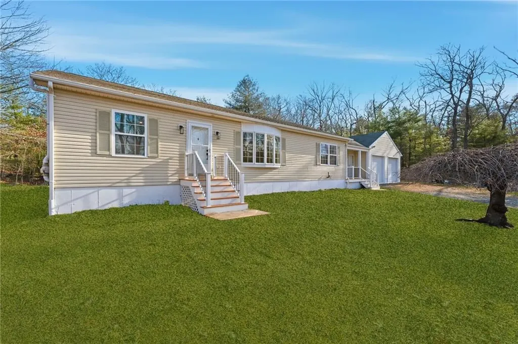 801 Tunk Hill Road Scituate RI 02825