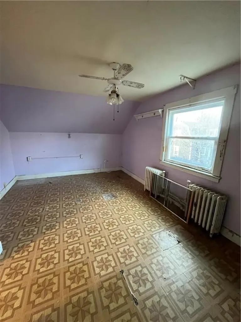 58 Connection Street Newport RI 02840