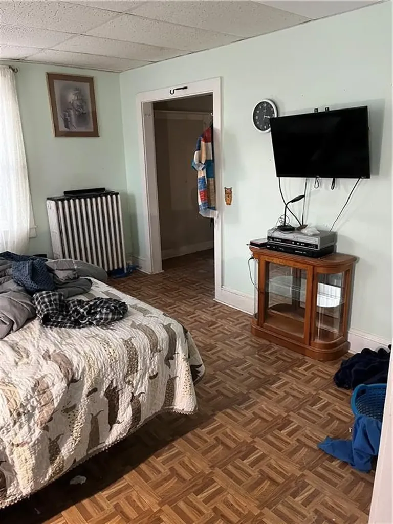 58 Connection Street Newport RI 02840