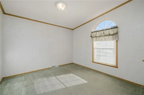 38 Hummingbird Lane Tiverton RI 02878