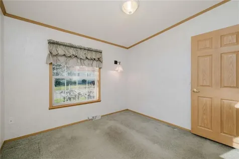 38 Hummingbird Lane Tiverton RI 02878