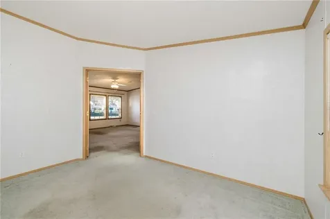 38 Hummingbird Lane Tiverton RI 02878