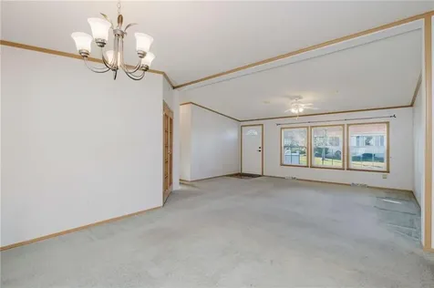 38 Hummingbird Lane Tiverton RI 02878