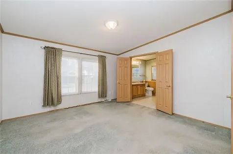 38 Hummingbird Lane Tiverton RI 02878