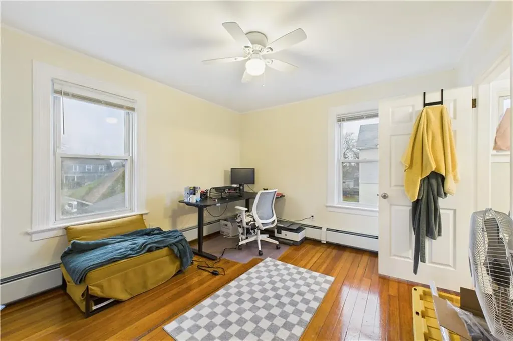 18 Glenwood Avenue Cranston RI 02910