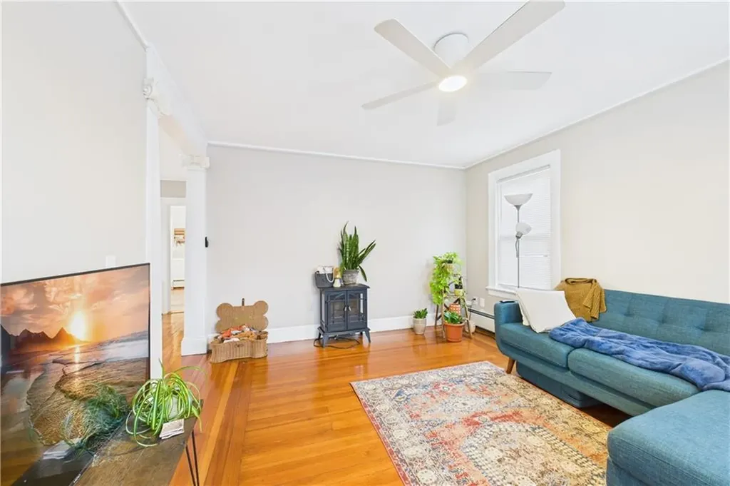 18 Glenwood Avenue Cranston RI 02910
