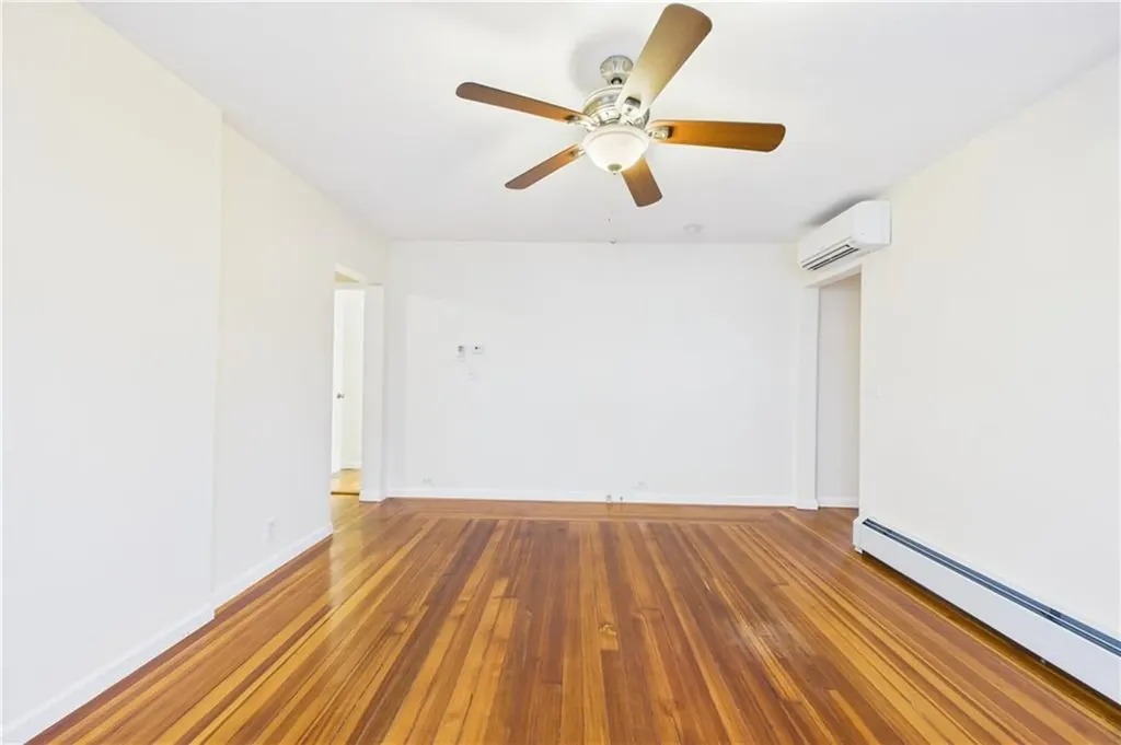 18 Glenwood Avenue Cranston RI 02910