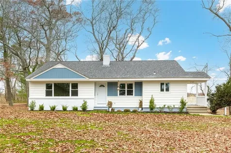 1755 Ten Rod Road North Kingstown RI 02852