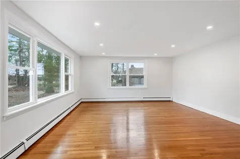 1755 Ten Rod Road North Kingstown RI 02852