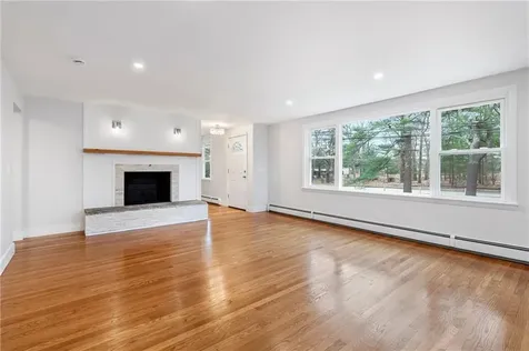 1755 Ten Rod Road North Kingstown RI 02852