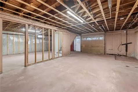 1755 Ten Rod Road North Kingstown RI 02852