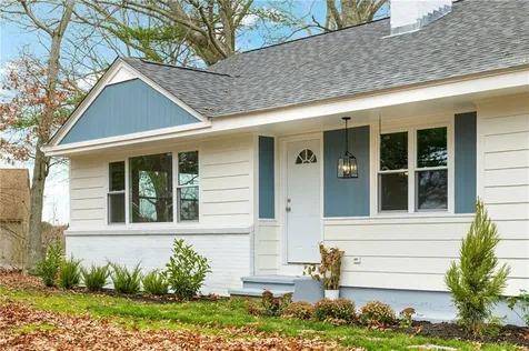 1755 Ten Rod Road North Kingstown RI 02852