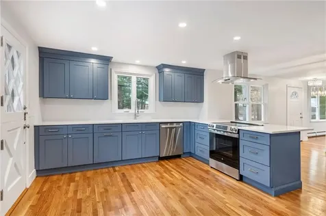 1755 Ten Rod Road North Kingstown RI 02852