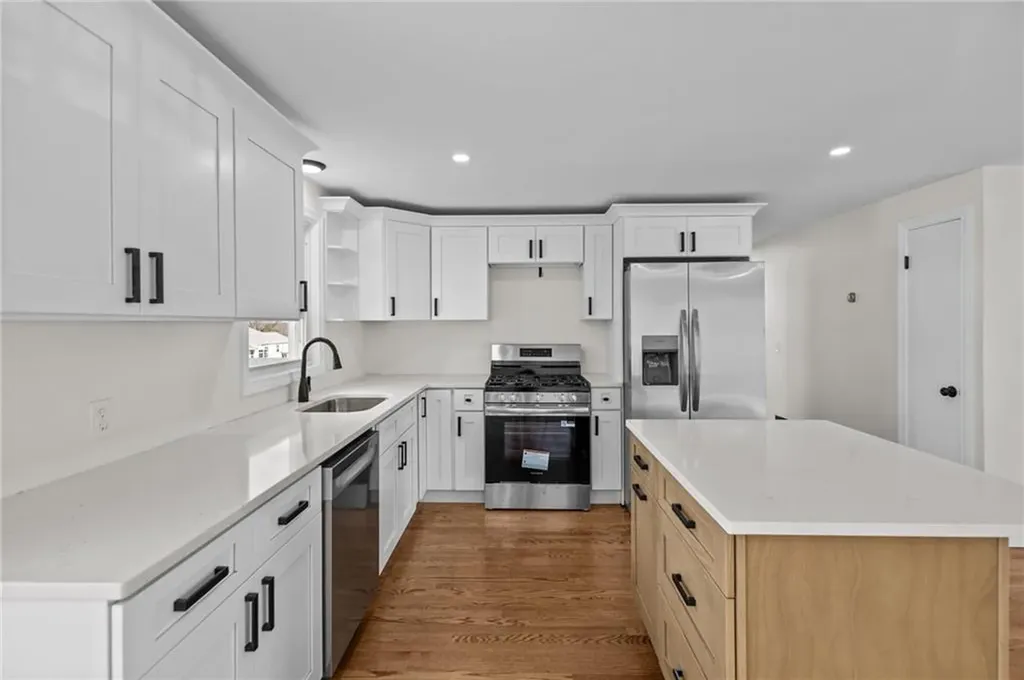 99 Salem Avenue Cranston RI 02920