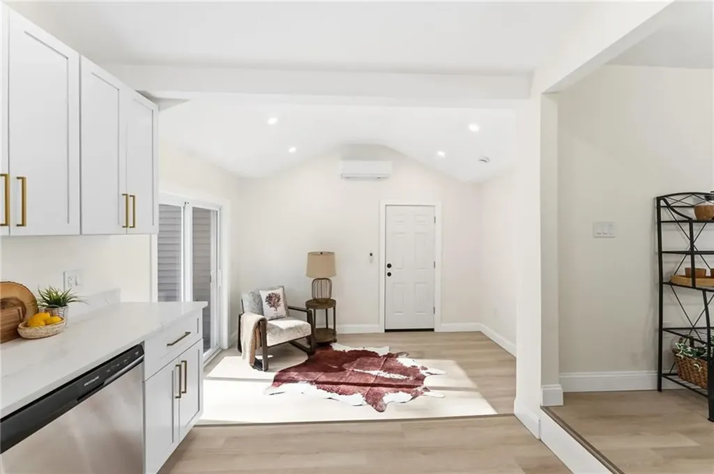 132 Greenville Road North Smithfield RI 02896