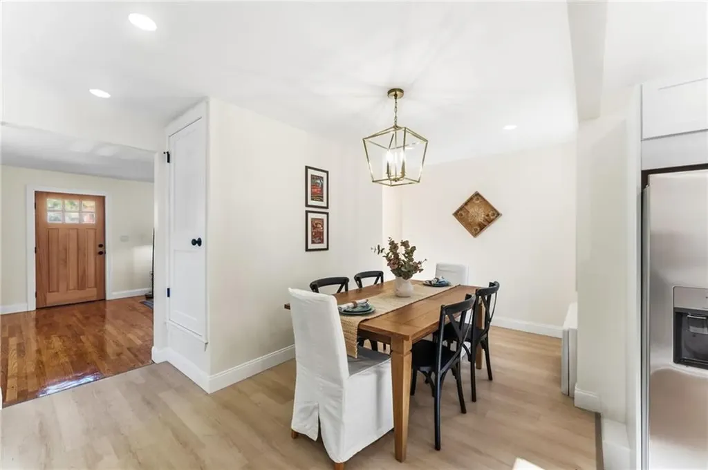 132 Greenville Road North Smithfield RI 02896