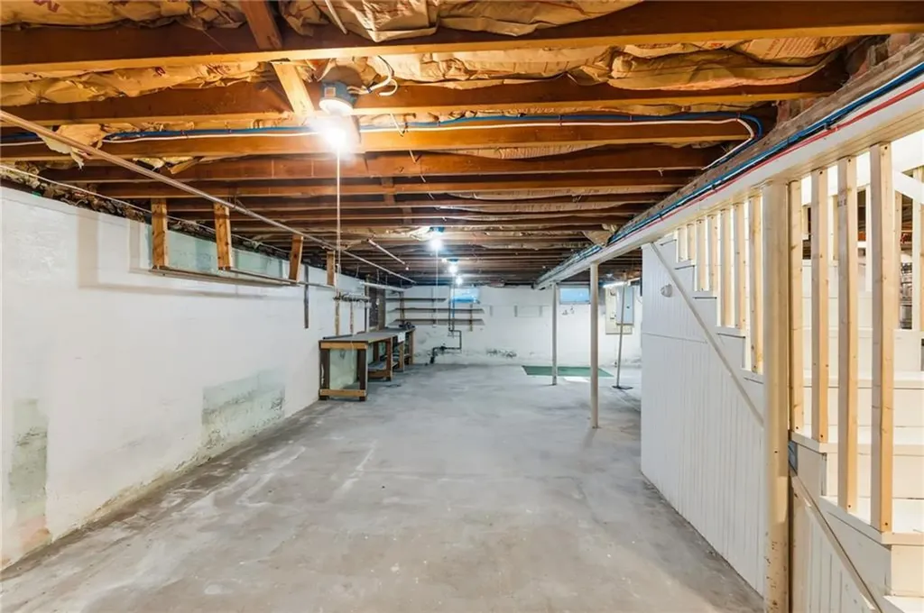 132 Greenville Road North Smithfield RI 02896