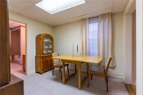 17 Warner Street Newport RI 02840