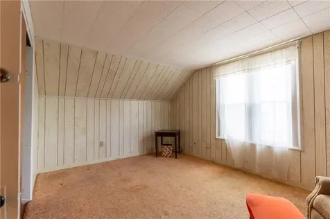 17 Warner Street Newport RI 02840