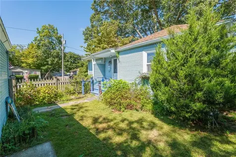 68 Lane 5 Warwick RI 02888