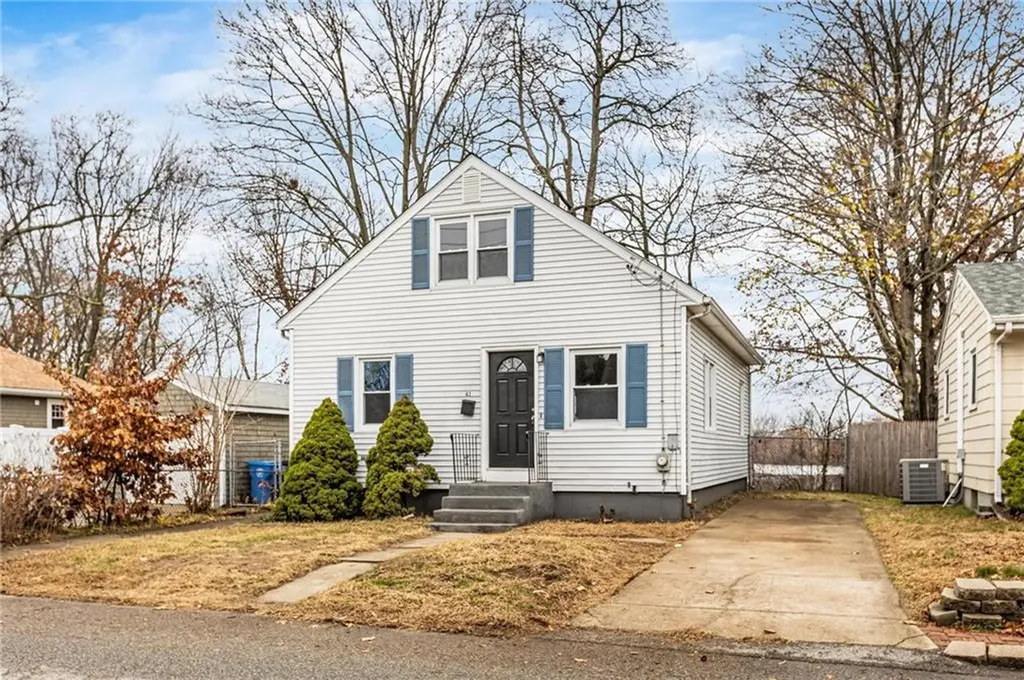 41 Gleason Street Cranston RI 02910