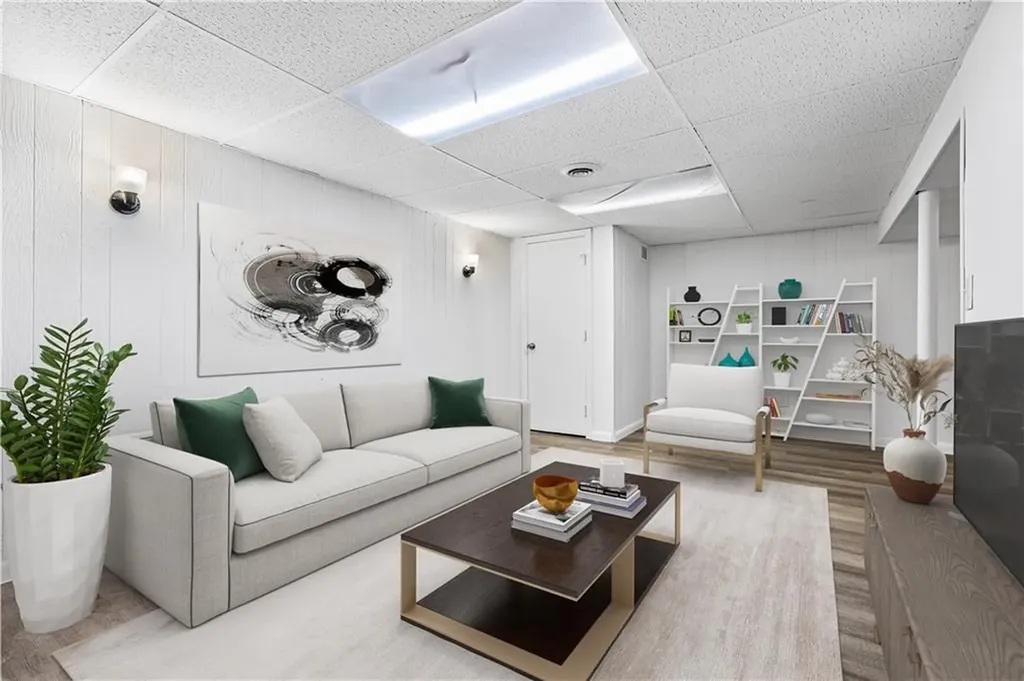 41 Gleason Street Cranston RI 02910