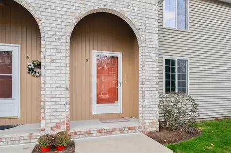 8 Marigold Circle North Providence RI 02904